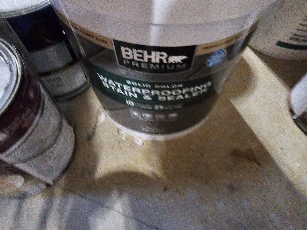 New 1 Gallon Paint 