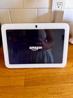 NEW Amazon Echo 8 (3rd Gen) White