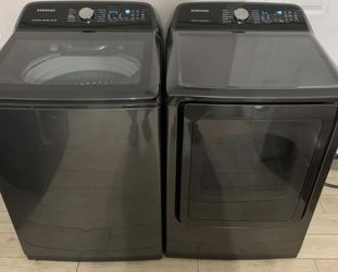 Washer and dryer set