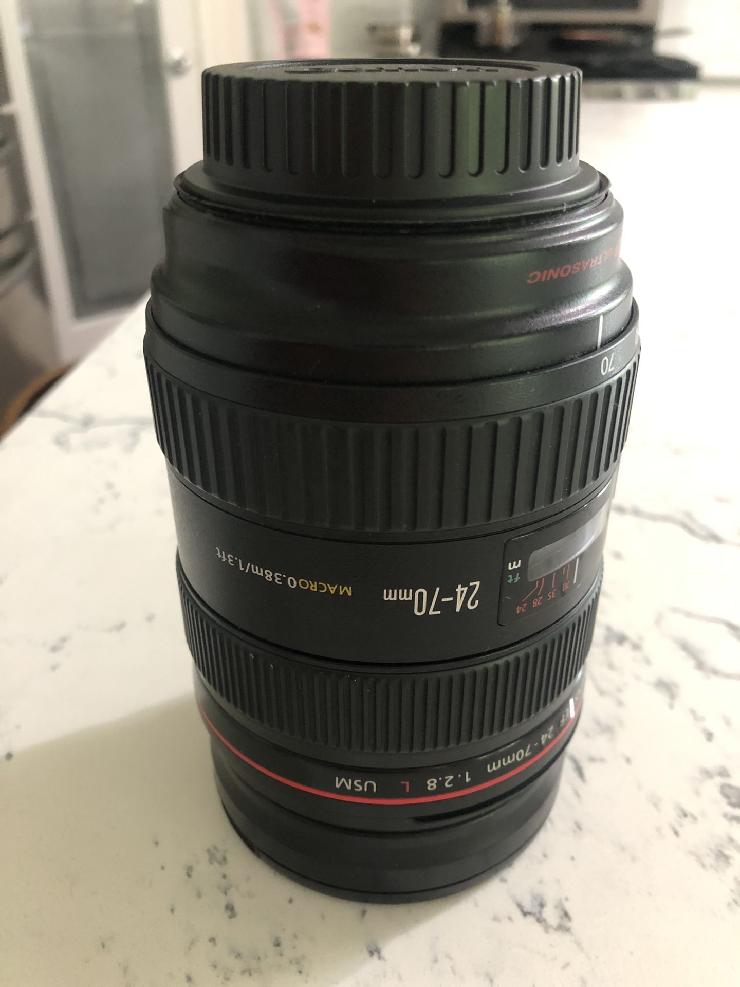 Canon 24-70mm lense