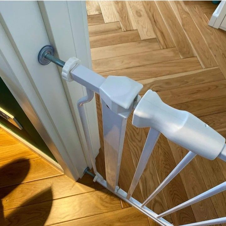 BalanceFrom Easy Walk-Thru Safety Gate for Doorways and Stairways with Auto-Close/Hold-Open Features, 30-Inch Tall, Fits 29.1 - 33.8 Inch Openings, Wh
