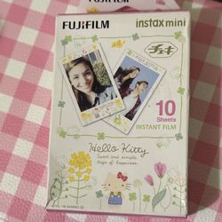 Hello Kitty Fujifilm Polaroid