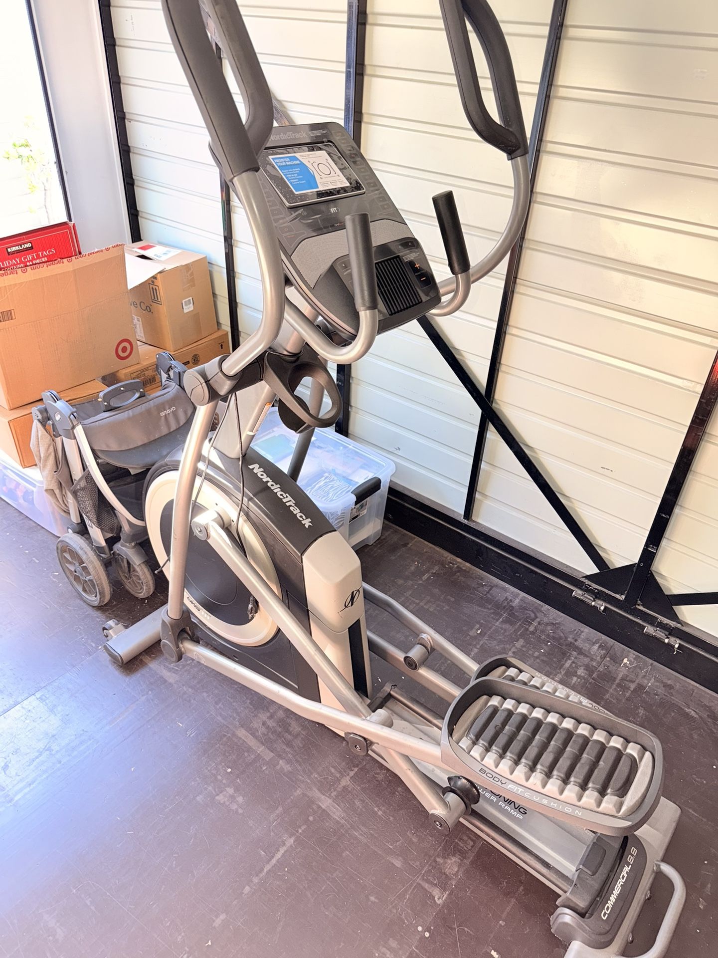 Elliptical NordicTrack Commercial 9.9