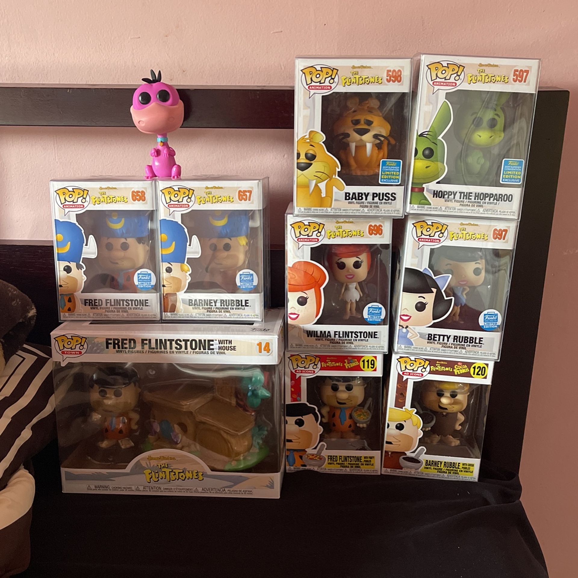 Funko Pop The Flinstones Fred 658 Dino 28 Lose  Barney 657 House 14 Puss 598 Hoppy 596 Wilma 696 Betty 697 Fred 119 Barney 120