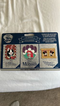 Disney store 30th anniversary exclusive pin set week #1