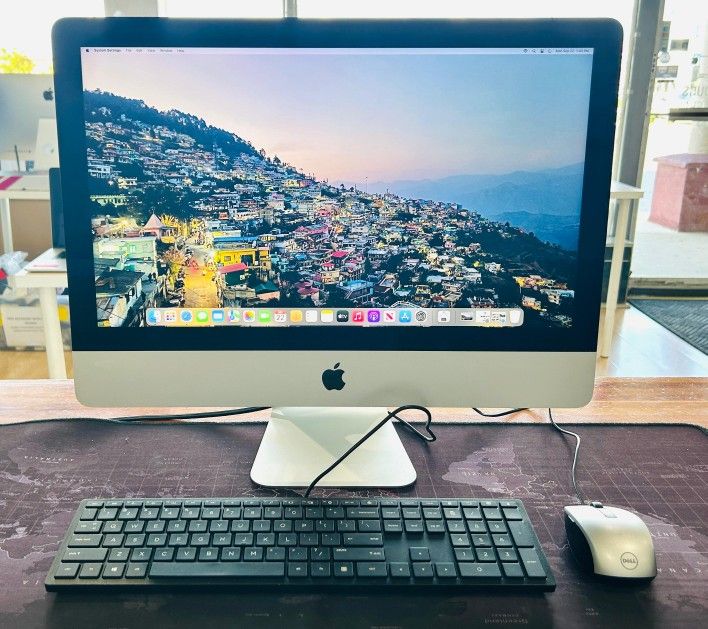 Apple iMac 21” 4K Retina 2017 3.4GHz QuadCore i5 8GB 1TB Radeon Pro 560 4GB Graphics