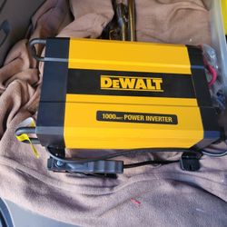 New Dewalt 1000 Watt Power Inverter 