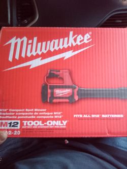 M12" compact spot blower