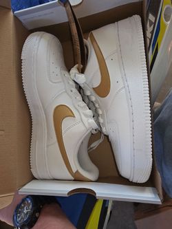 Nike Air Force 1 women 7.5 size