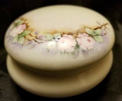 KPM HAND PAINTED, SIGNED PORCELAIN COVERED LADIES DRESSING TABLE BOWL ca. 1927