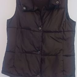 Old Navy Puffer Vest