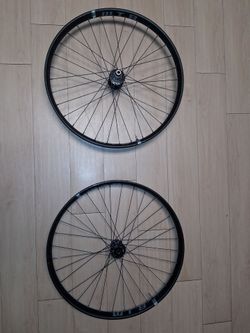 WTB 27.5 TUBELESS WHEEL SET