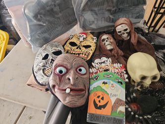 Halloween Decor