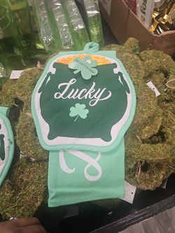 Pot Holder And Hand Towel