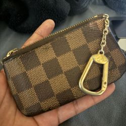 Louis Vuitton Pocket Wallet . 