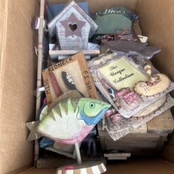 Box Of Cabin/ Wildlife Decor Free