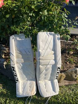 CCM hockey goalie leg pads