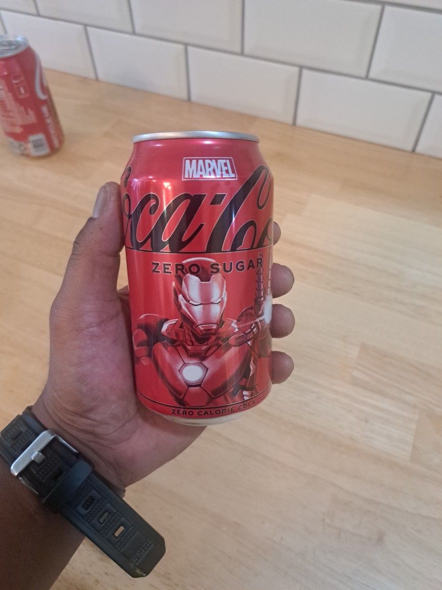 Coke Marvel Ironman.
