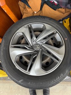Honda OEM Hubcaps  16in