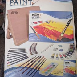Never Been Used Brand New Art Set