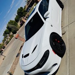 2016 Dodge Charger SRT HELLCAT sedan 4D