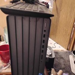 Hp Envy Desk top I5 12 GB Ram 1tb Memory