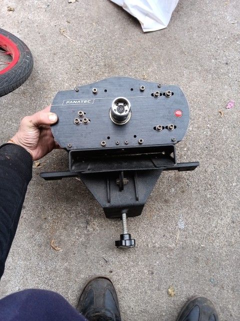 Fanatec ClubSport Wheel Base V2.5,high-end sim racing wheelbase. 