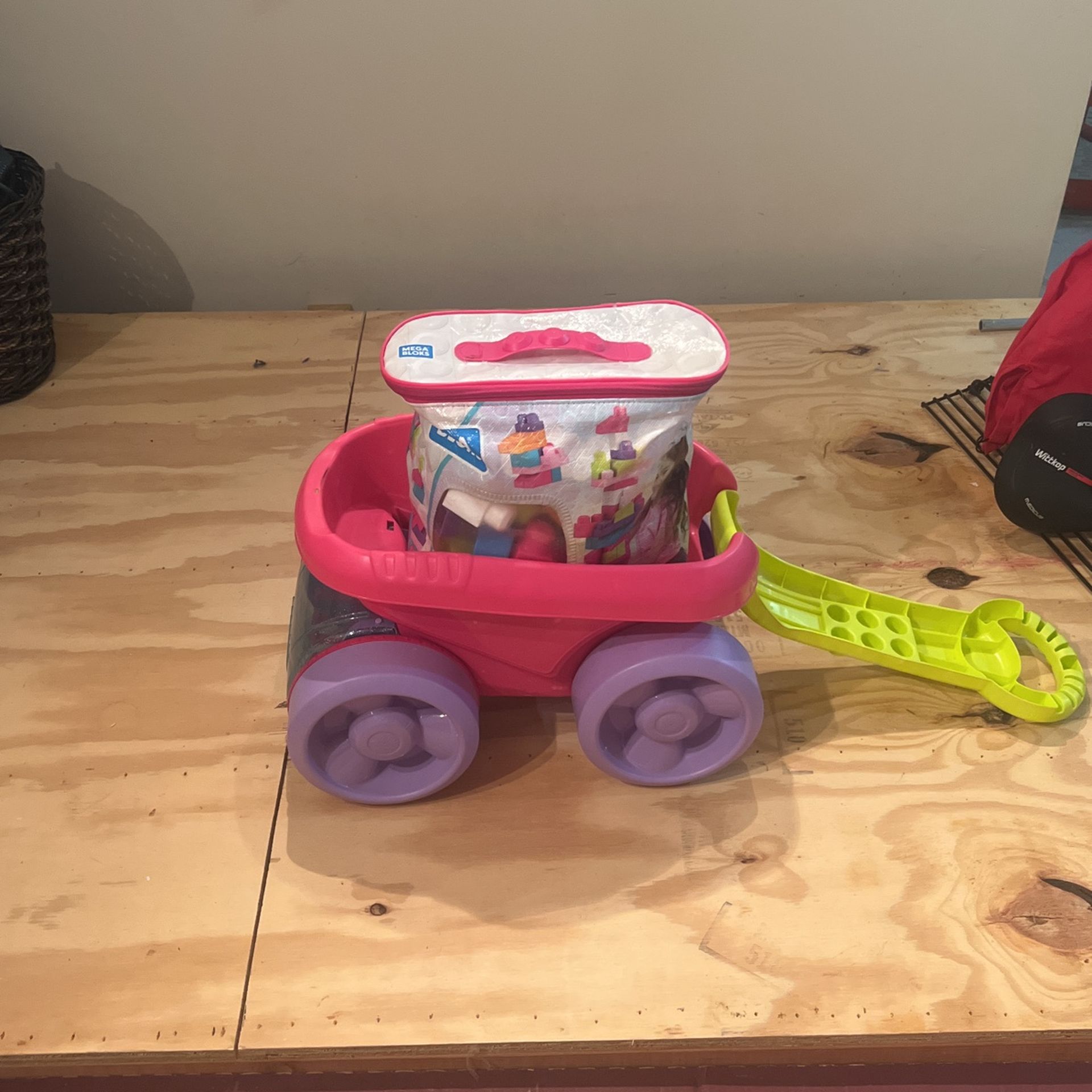 Fisher Price Mega Blocks & Barrel