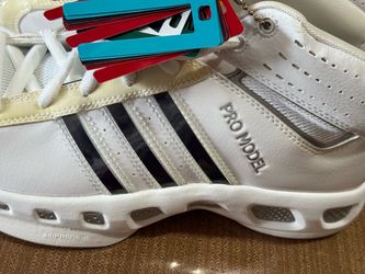 GORGEOUS BRAND NEW Adidas Pro Model Men's Athletic Shoes