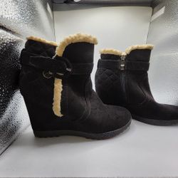 Wedge Boots With Fur Lining, Black Sz 7