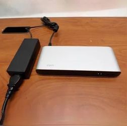 El gato Thunderbolt 2 Docking Station