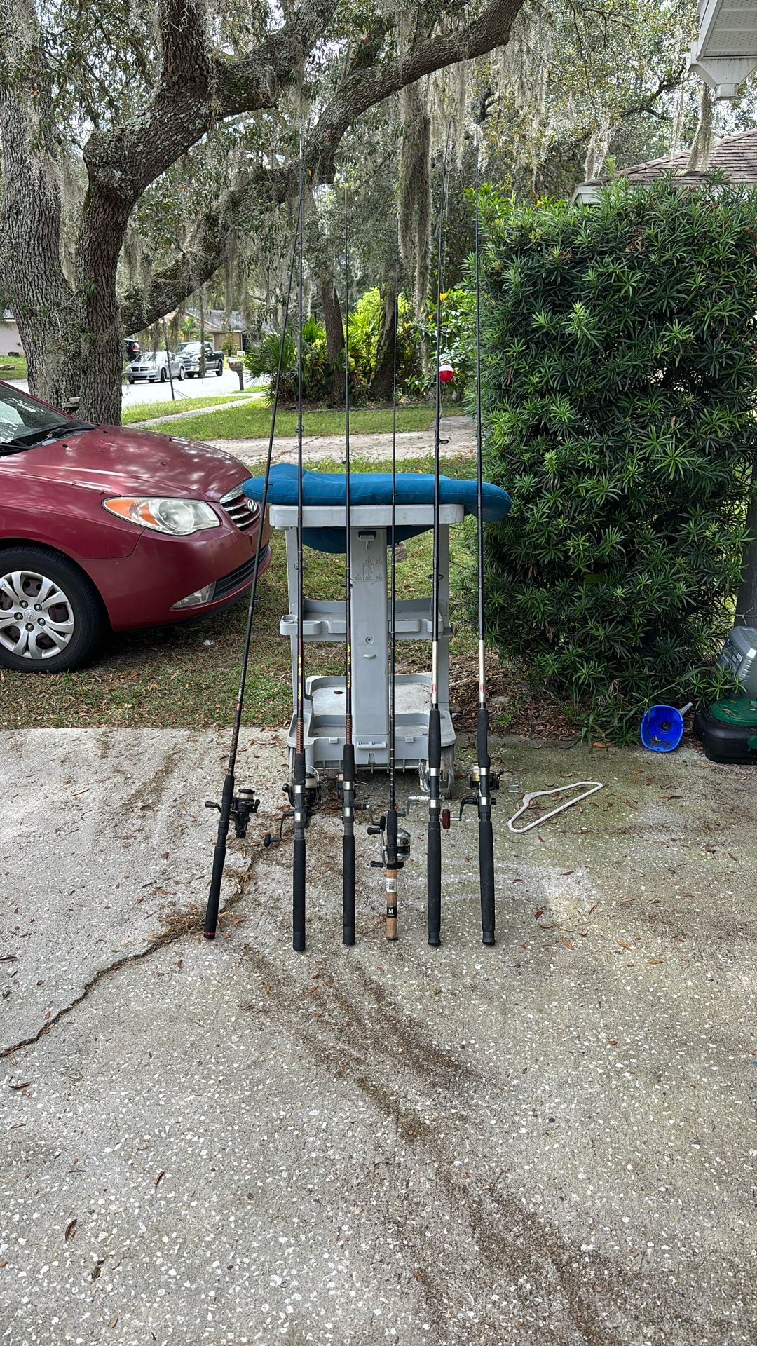 6 FISHING POLES RODS AND REELS
