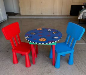 Kids table