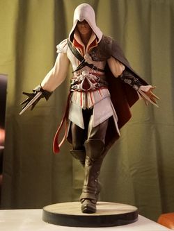 Assassin's Creed 2 Master Assassin Collector's Edition w/ Ezio Auditore Statue - Xbox 360, 2009