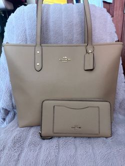 Coach Tote Bag and Wallet Set