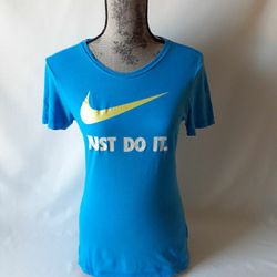 Nike JUST DO IT women's blue short sleeve t-shirt size M