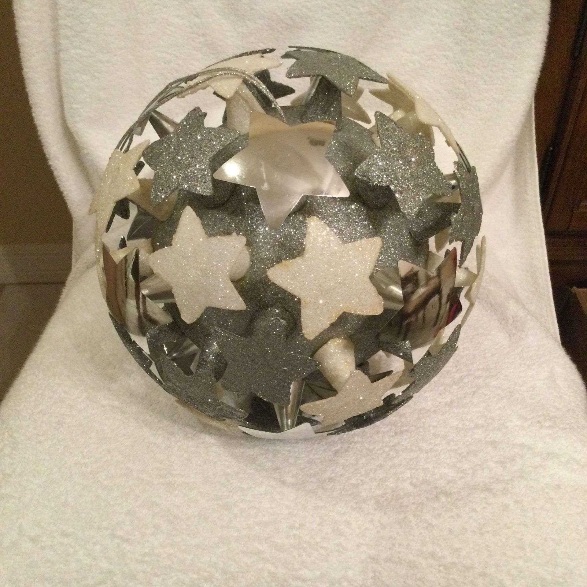 Disney Silver And White Stars On A Polystyrene Ball With Glitter