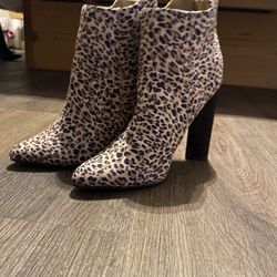 Zip Back Leopard Print Heeled Boots 