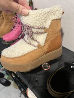 Girls Boots
