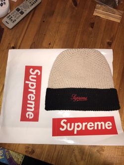 Supreme knit hat