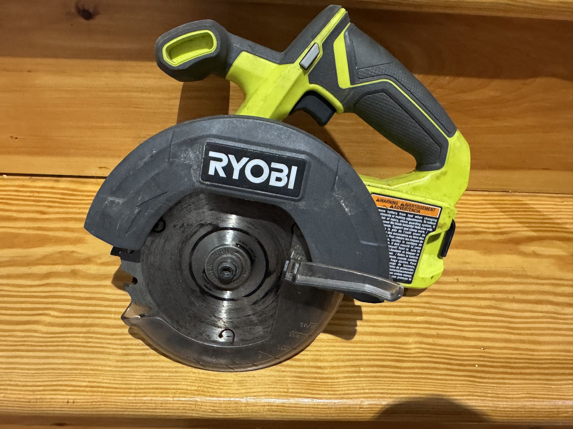 RYOBI ONE+ 18V Cordless 5 1/2 in. Circular Saw (Tool Only)