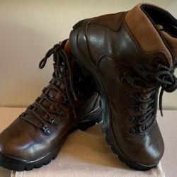 MERRELL RIDGE GORE-TEX VIBRAM Womens Size 7.5 Brown Leather Hiking Boots