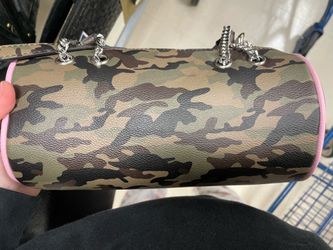 Von Dutch Barrel Bags