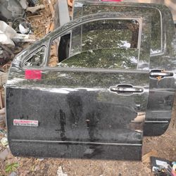 2017 GMC Sierra Doors