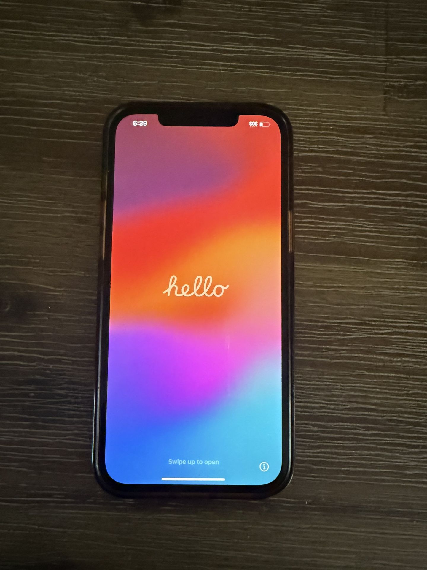 iPhone 11 Pro Max - 64GB - For Parts Only! 