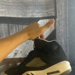 Air Jordan 5 Retro “Moonlight” “Oreo”