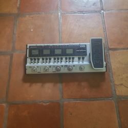Zoom G5 Multi Effect And Loopstation Guitar  Pedal