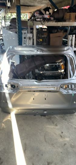 19-24 Toyota Rav4 Liftgate/tailgate 