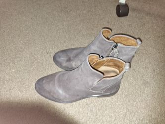 Franco Sarto Hyla Booties Leather In Taupe Color  Sz 8