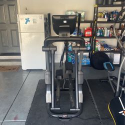 NordicTrack (FreeStride Trainer FS10i)